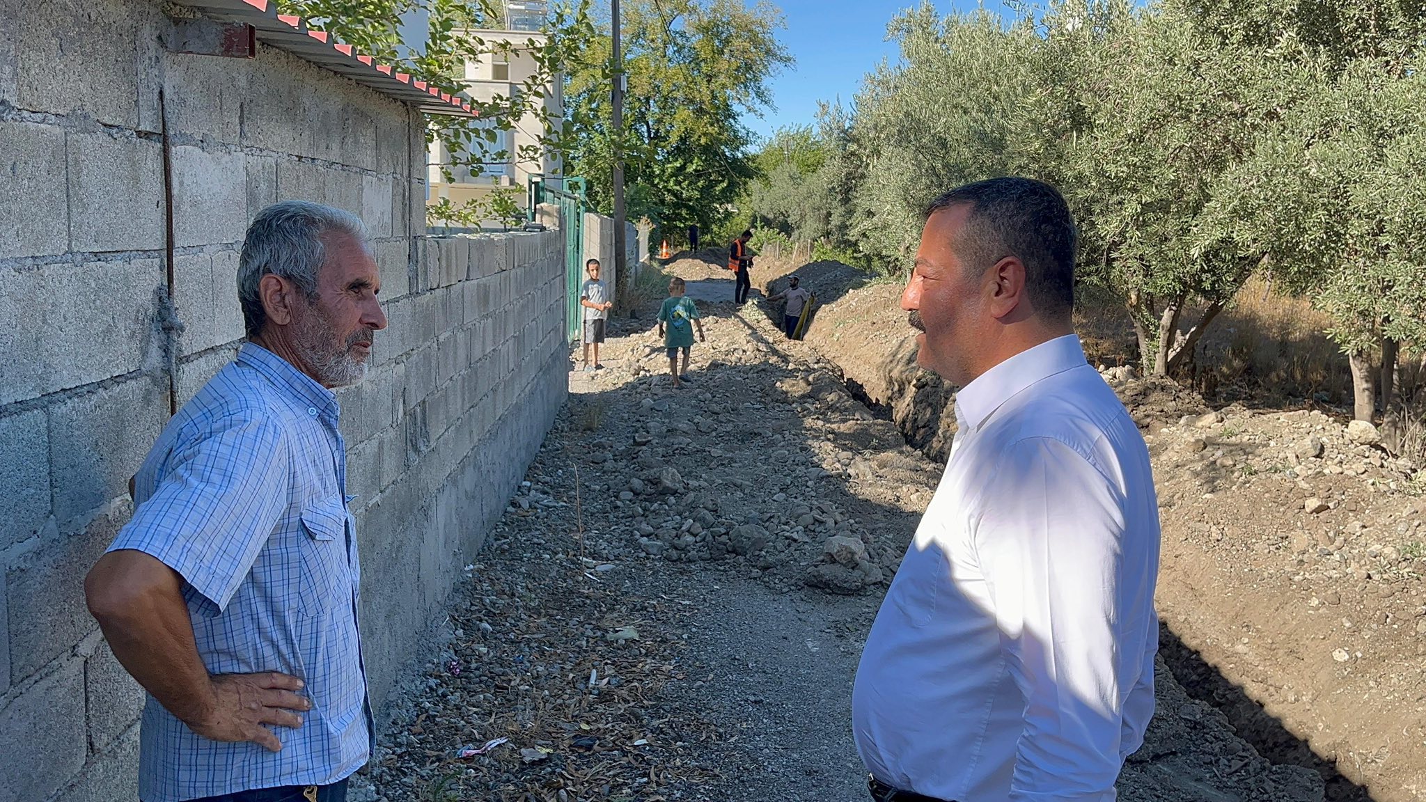 Başkan Aksoy, Yarbaşı’nda Doğalgaz Çalışmalarını İnceledi3