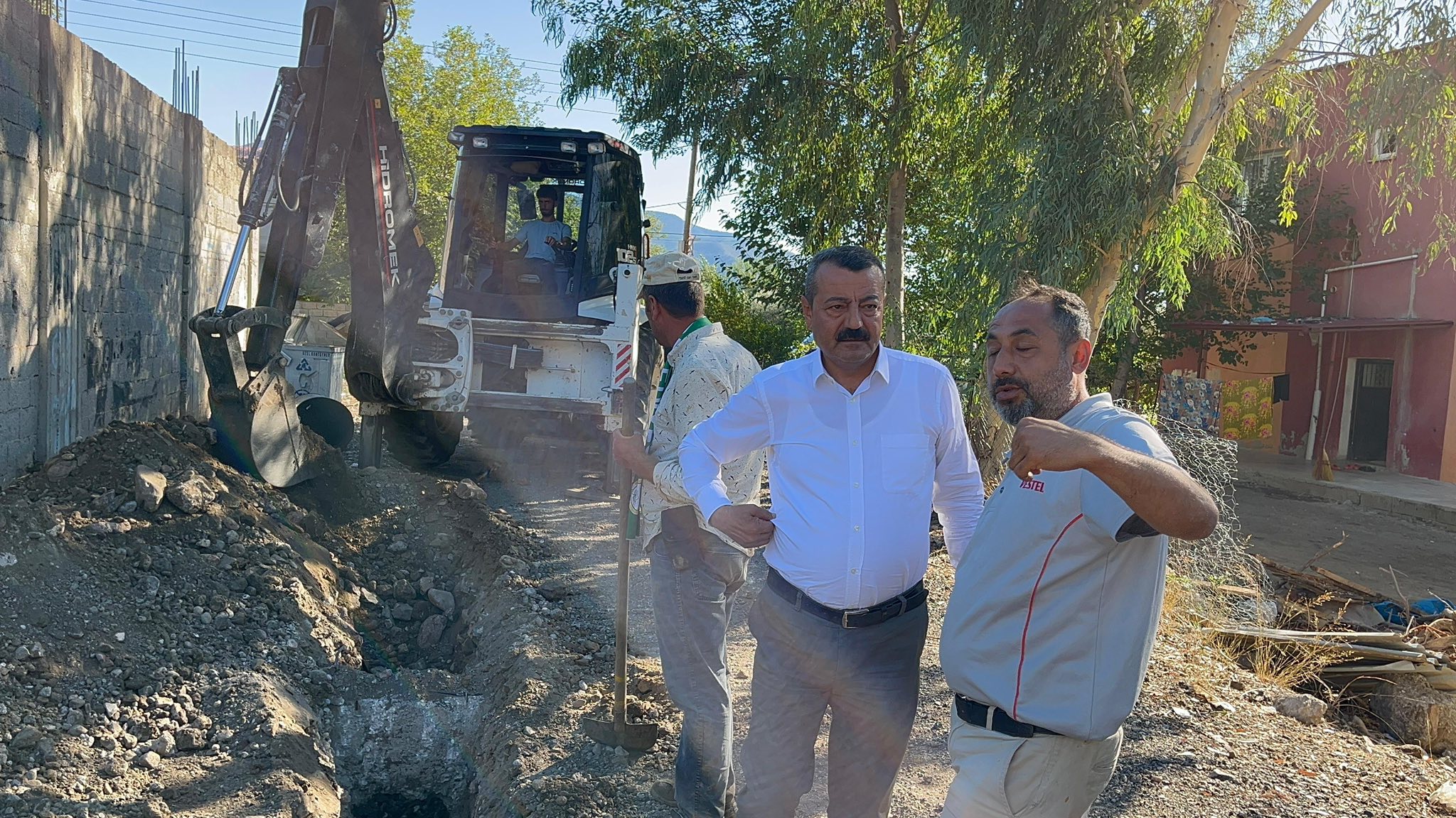 Başkan Aksoy, Yarbaşı’nda Doğalgaz Çalışmalarını İnceledi7