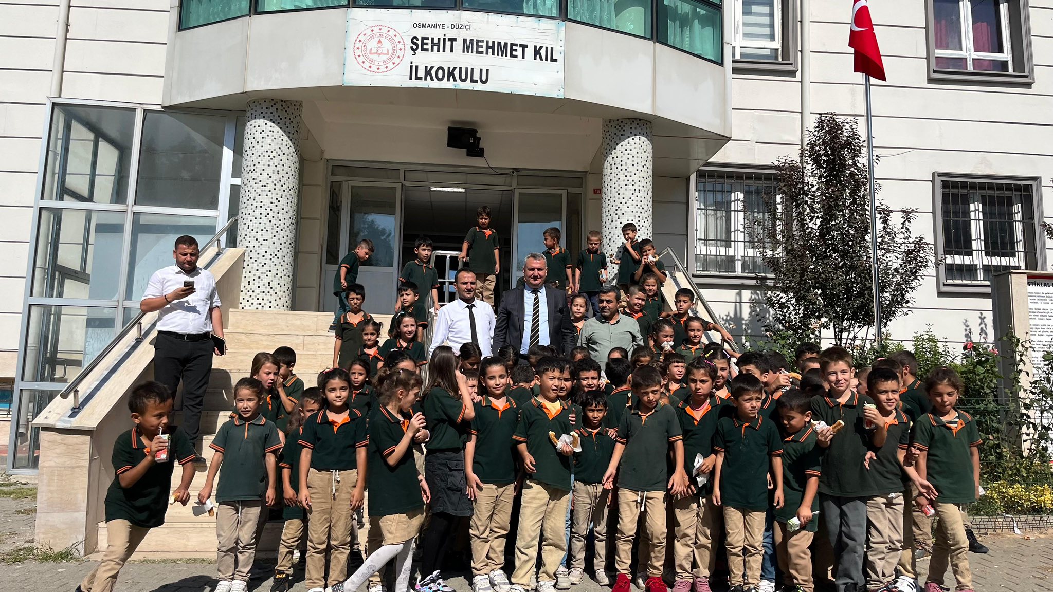 Başkan İba’dan Okullara Temizlik Ve Spor Malzemesi Desteği4