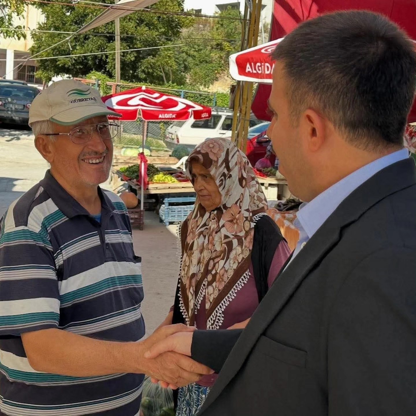 Kaymakam Yurdagül Pazartesi Pazarı’nı Gezdi13