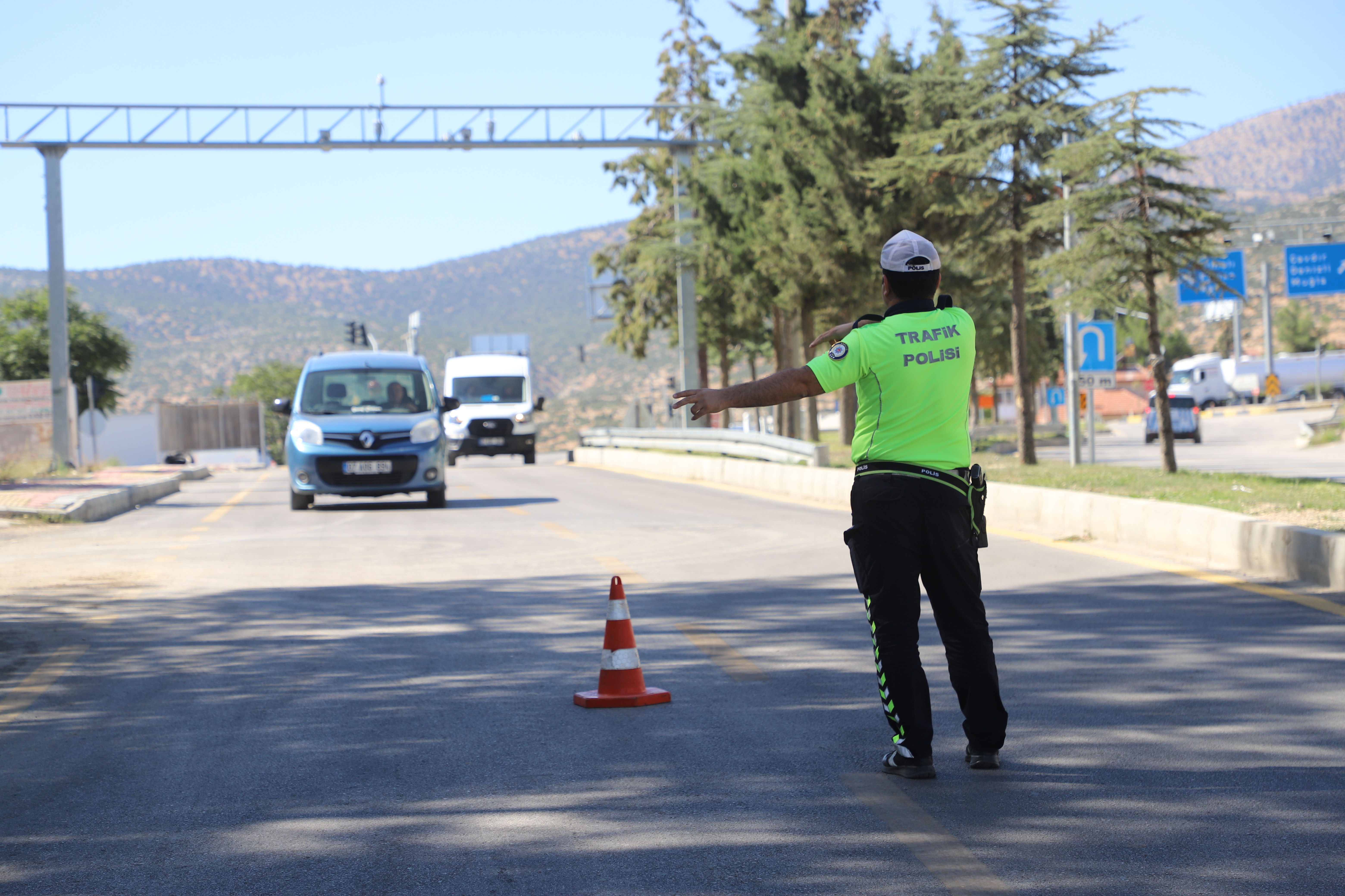 Korkuteli'de Trafik Denetimleri Sürüyor