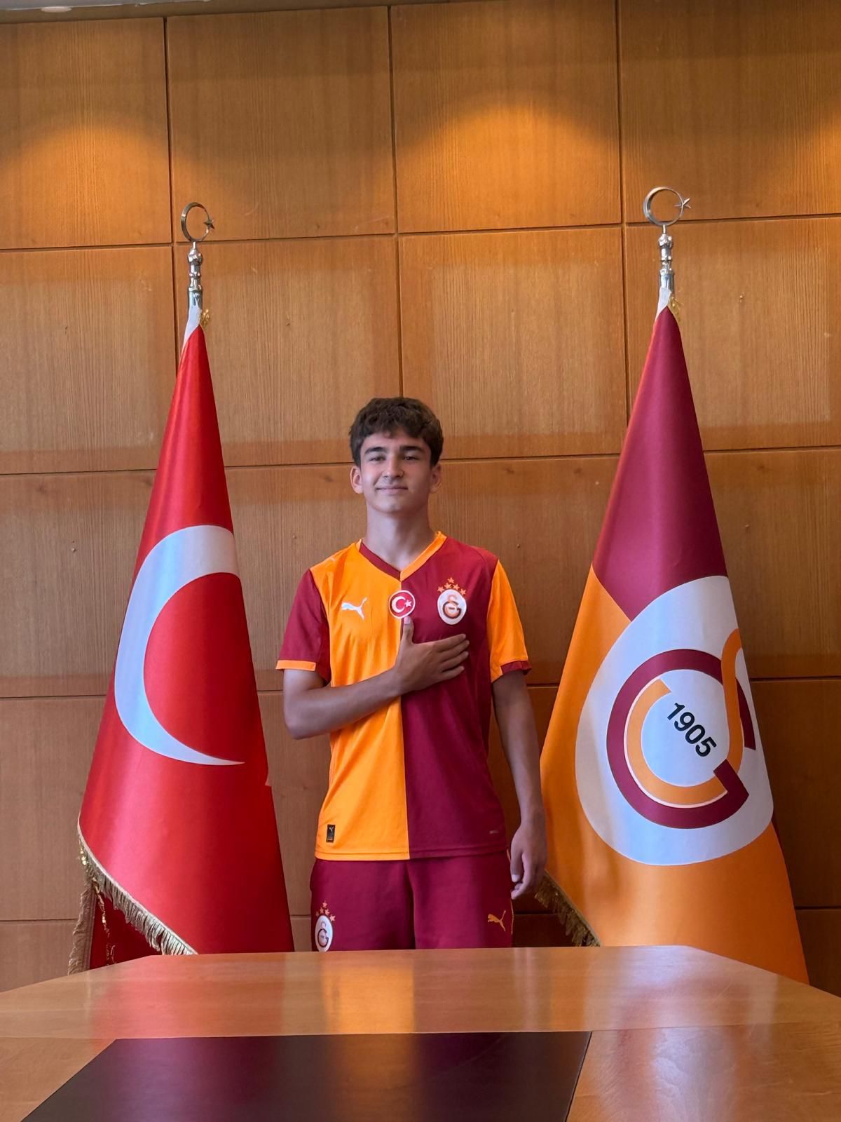 Osmaniyeli Genç Yetenek Selçuk Akbulut Galatasaray'da