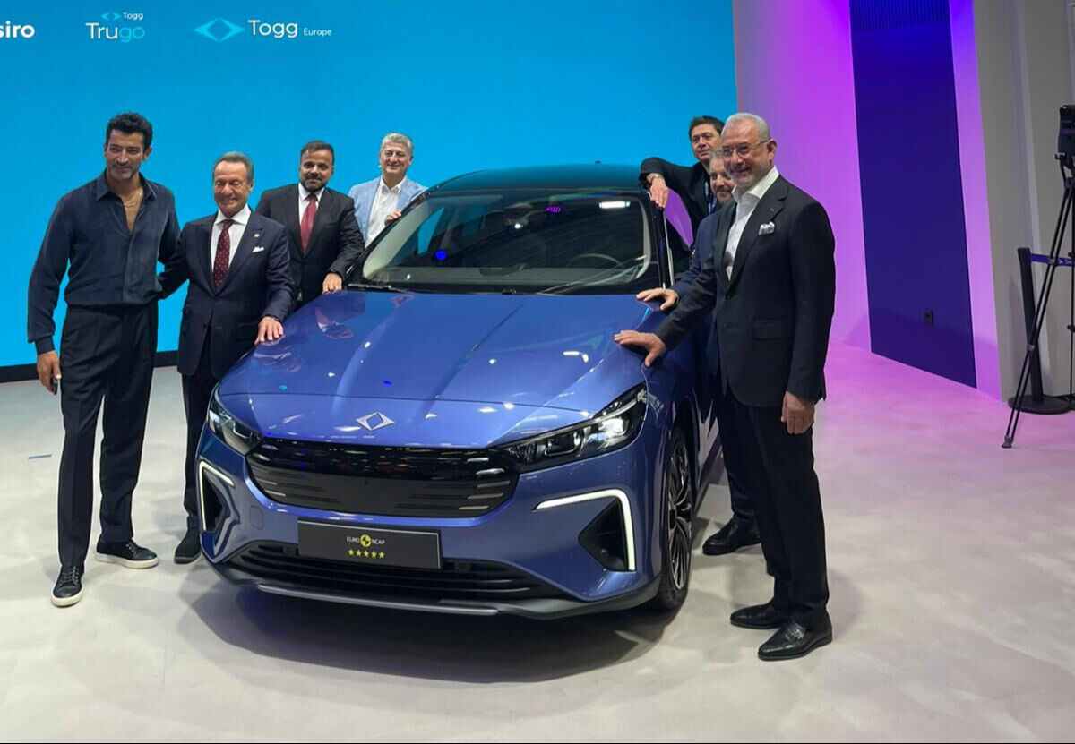 Osmaniyeli Otomobil Tutkunları Togg T10F’i Merak Ediyor2