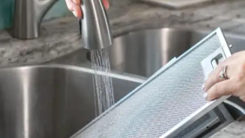 Osmaniyeliler Için Aspiratör Temizliğinde 2 Malzemeli Sır4