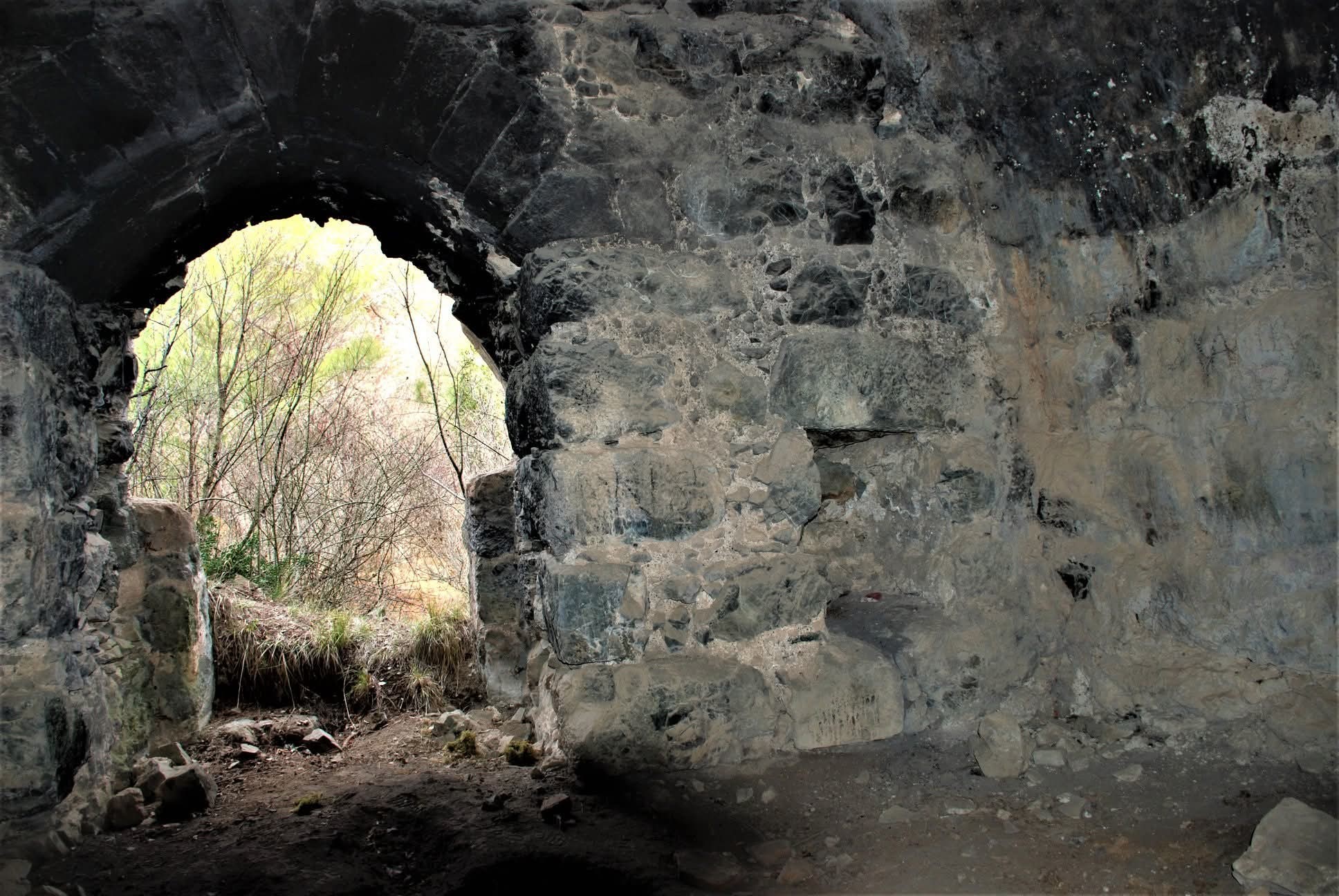 Osmaniye’nin Tarihi Çardak Kalesi Zamana Direniyor6