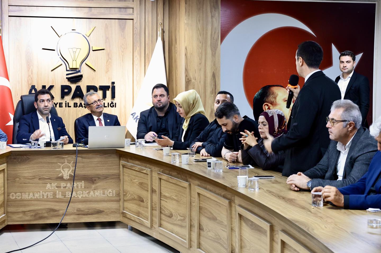 Abbas Yeşildemir’den Ak Parti’de Hizmet Sunumu6