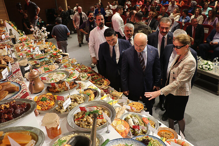 Adana Lezzet Festivali 10 12 Ekim’de Merkez Park’ta2