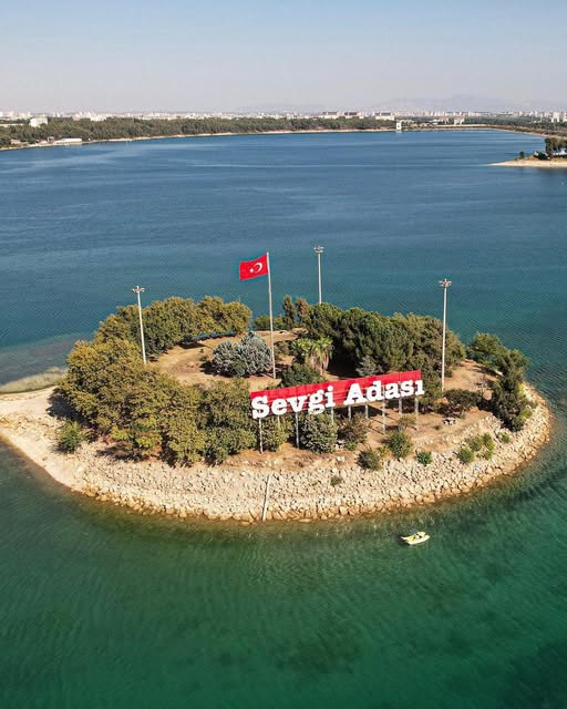 Adana Sevgi Adası, Doğa Ve Eğlenceyi Bir Arada Sunuyor