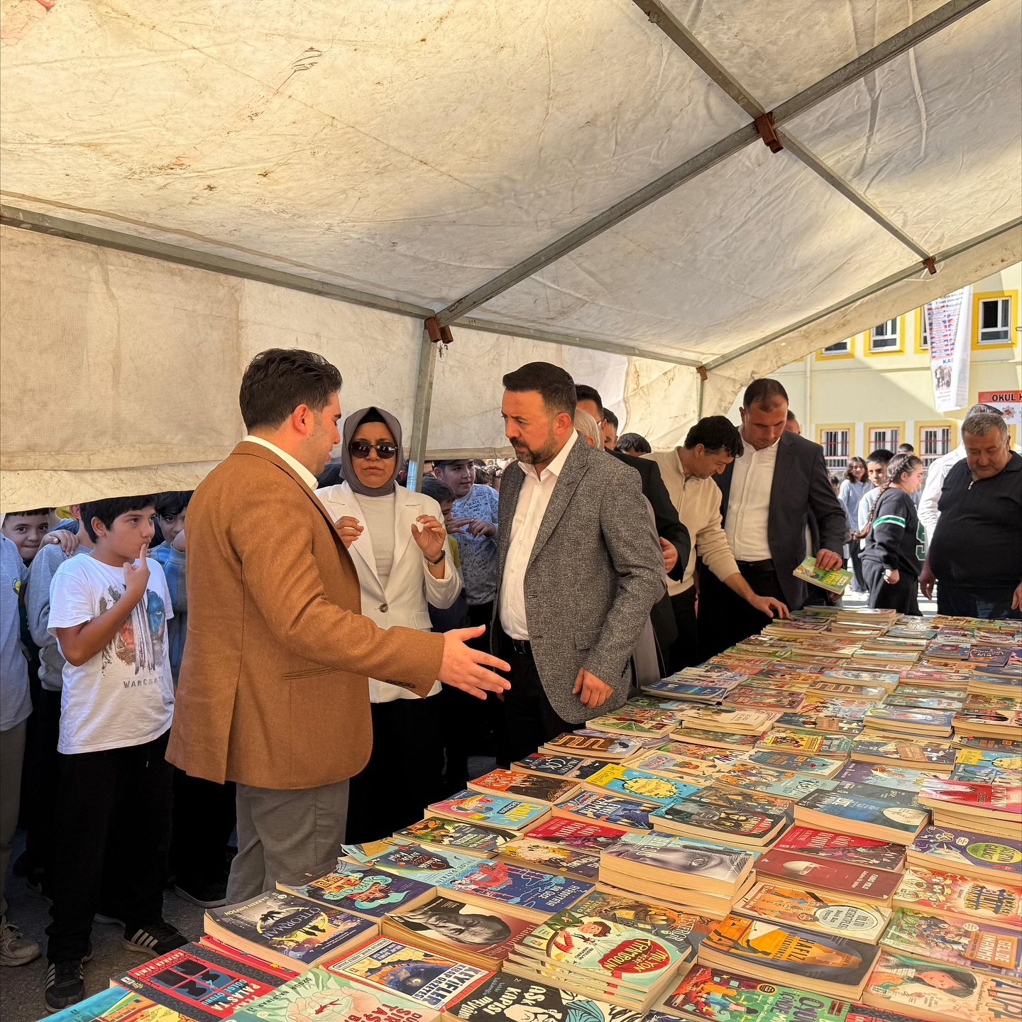 Ak Parti’den Bahçe Kitap Fuarı Açılışına Katılım2