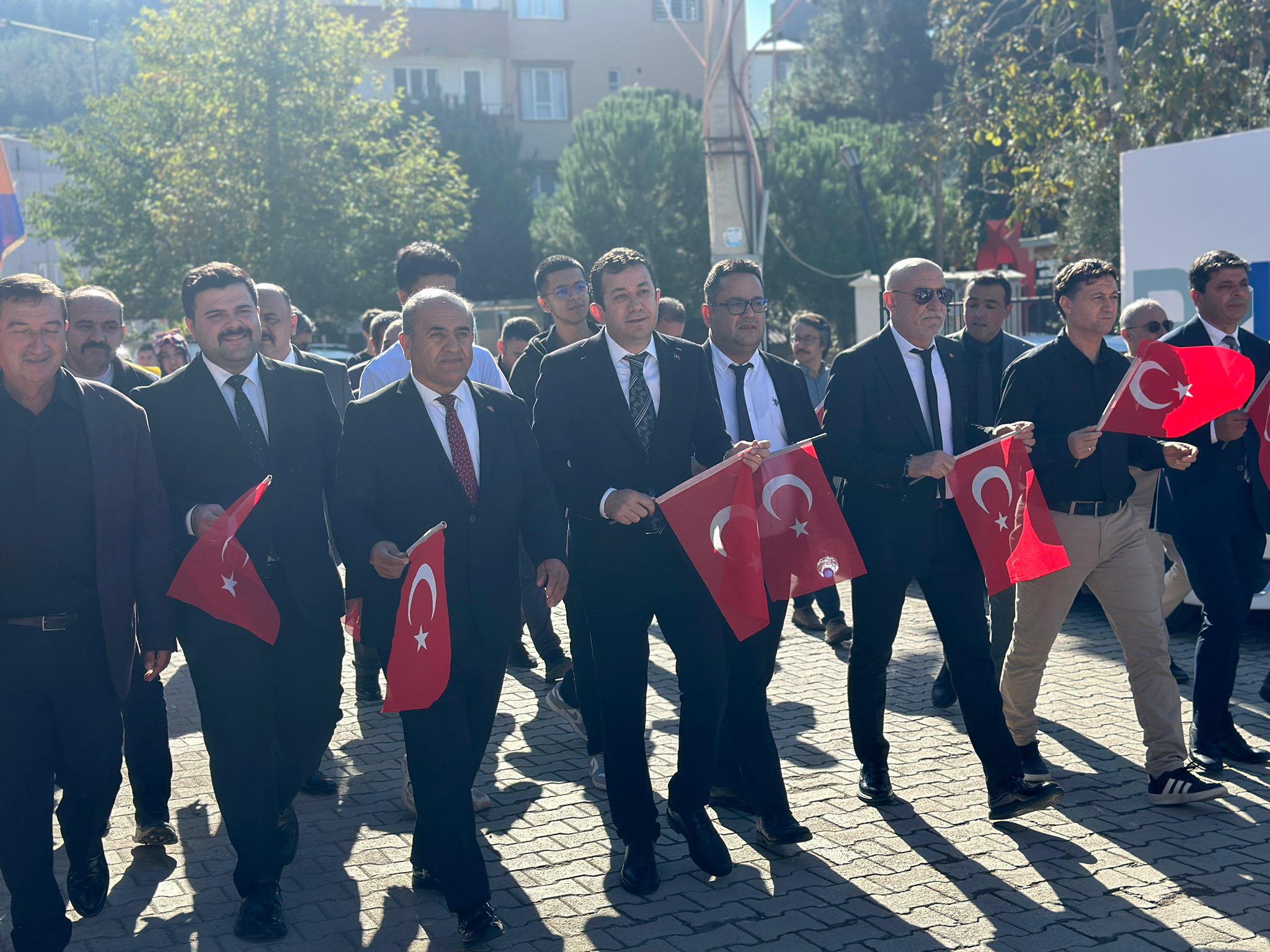 Bahçe’de 102. Yıl Coşkusu Cumhuriyet Yürüyüşüyle Tek Yürek7