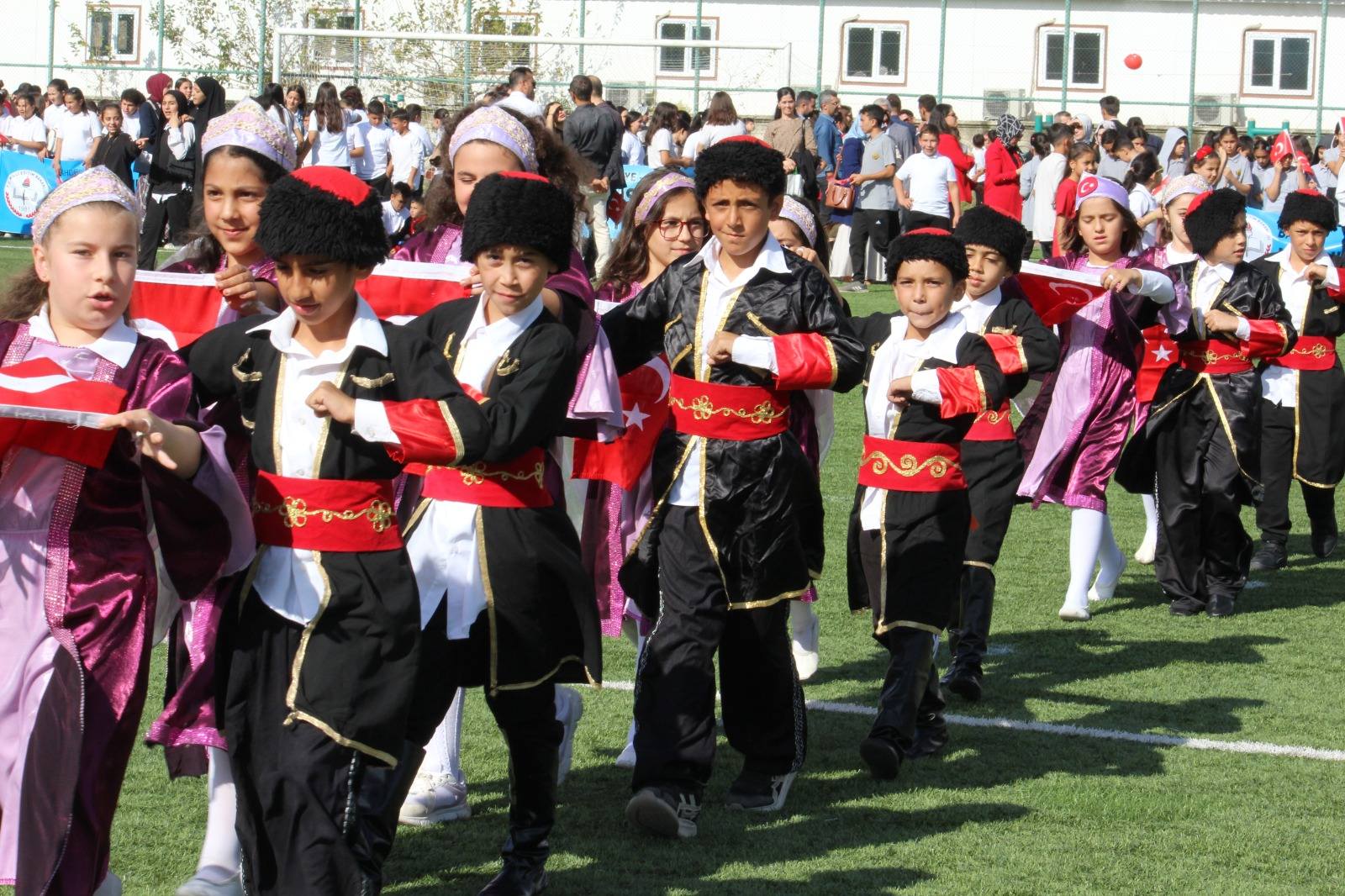 Bahçe’de Cumhuriyet’in 102. Yılı Coşkuyla Kutlandı11