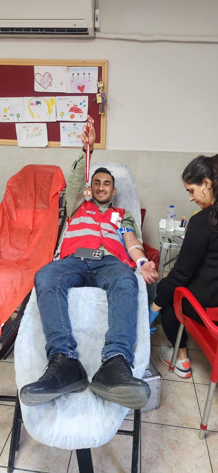 “Birbirimize Candan Bağlıyız” Kampanyasında 100 Ünite Kan Bağışı (1)