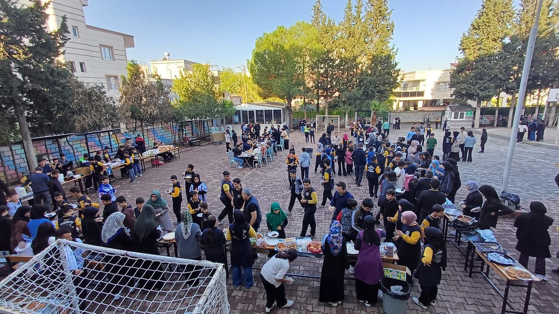 Çedes Düziçi İmam Hatip’te Gazze’ye Yardım Kermesi4