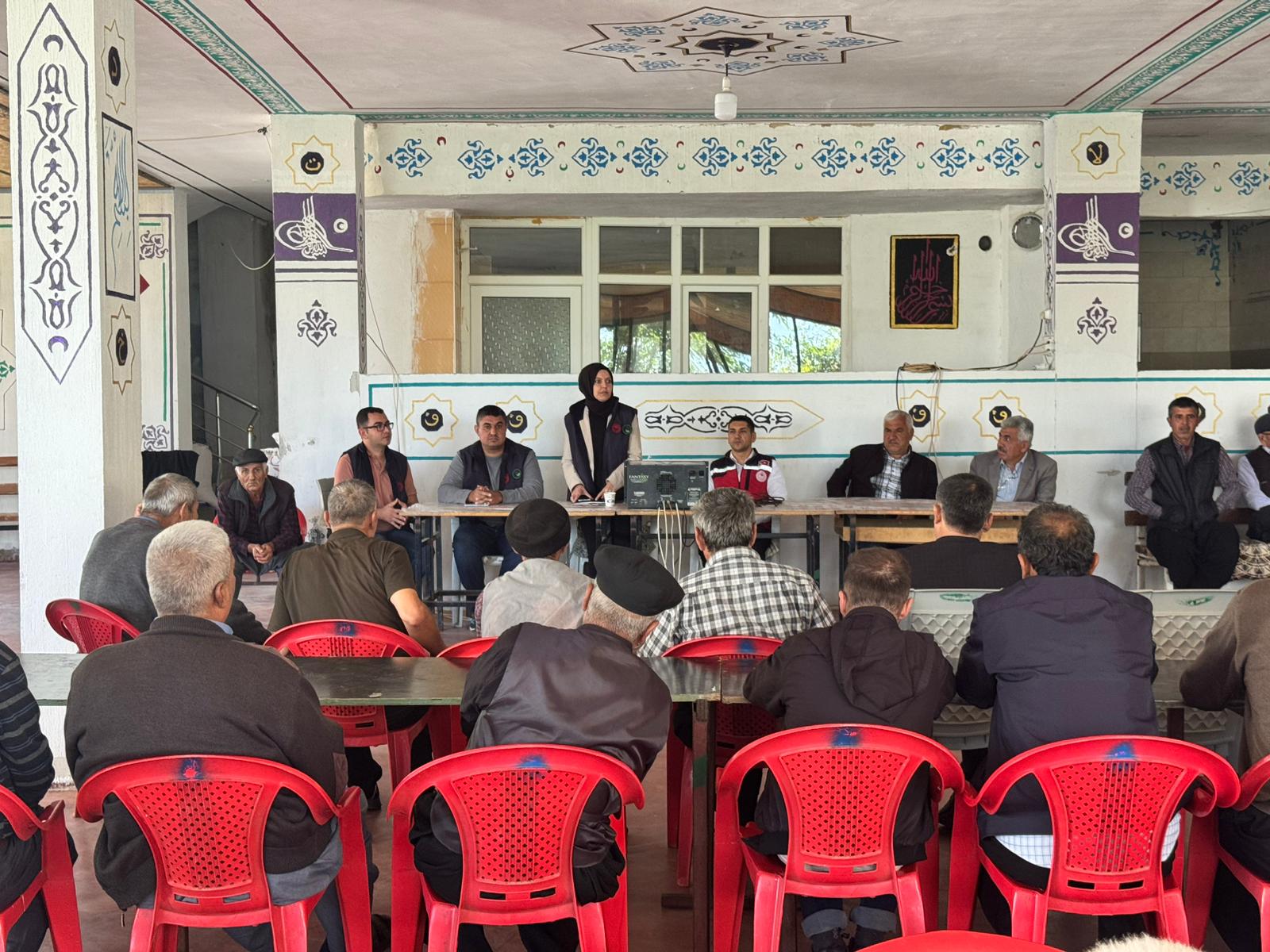 Düziçi Tarım Müdürlüğü Cuma Buluşmalarında Sahada4