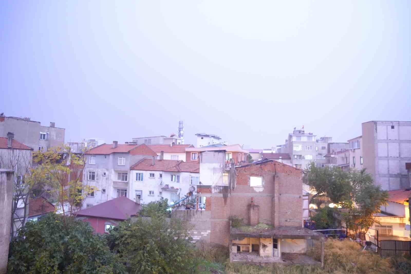 Edremit Körfezi’nde Şimşek Fırtınası Ve Sındırgı Depremi Korkuttu (2)