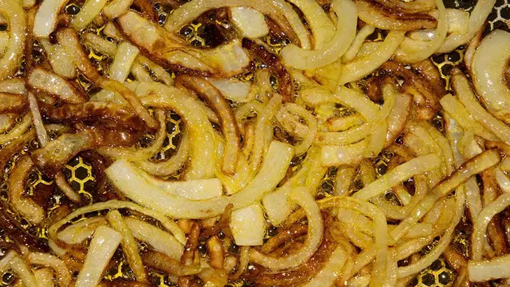 Fırınlanmış Karamelize Soğanla Yemekler Şahlanıyor (6)