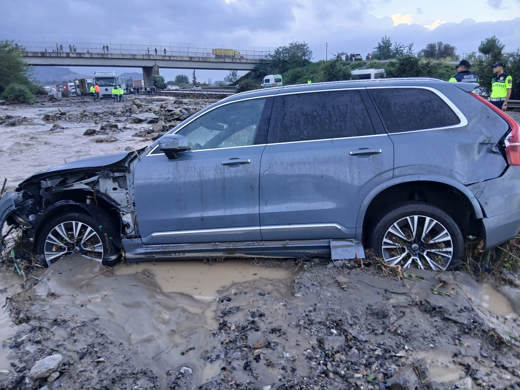 Hatay Payas’ta Şiddetli Yağış Hayatı Felç Etti11