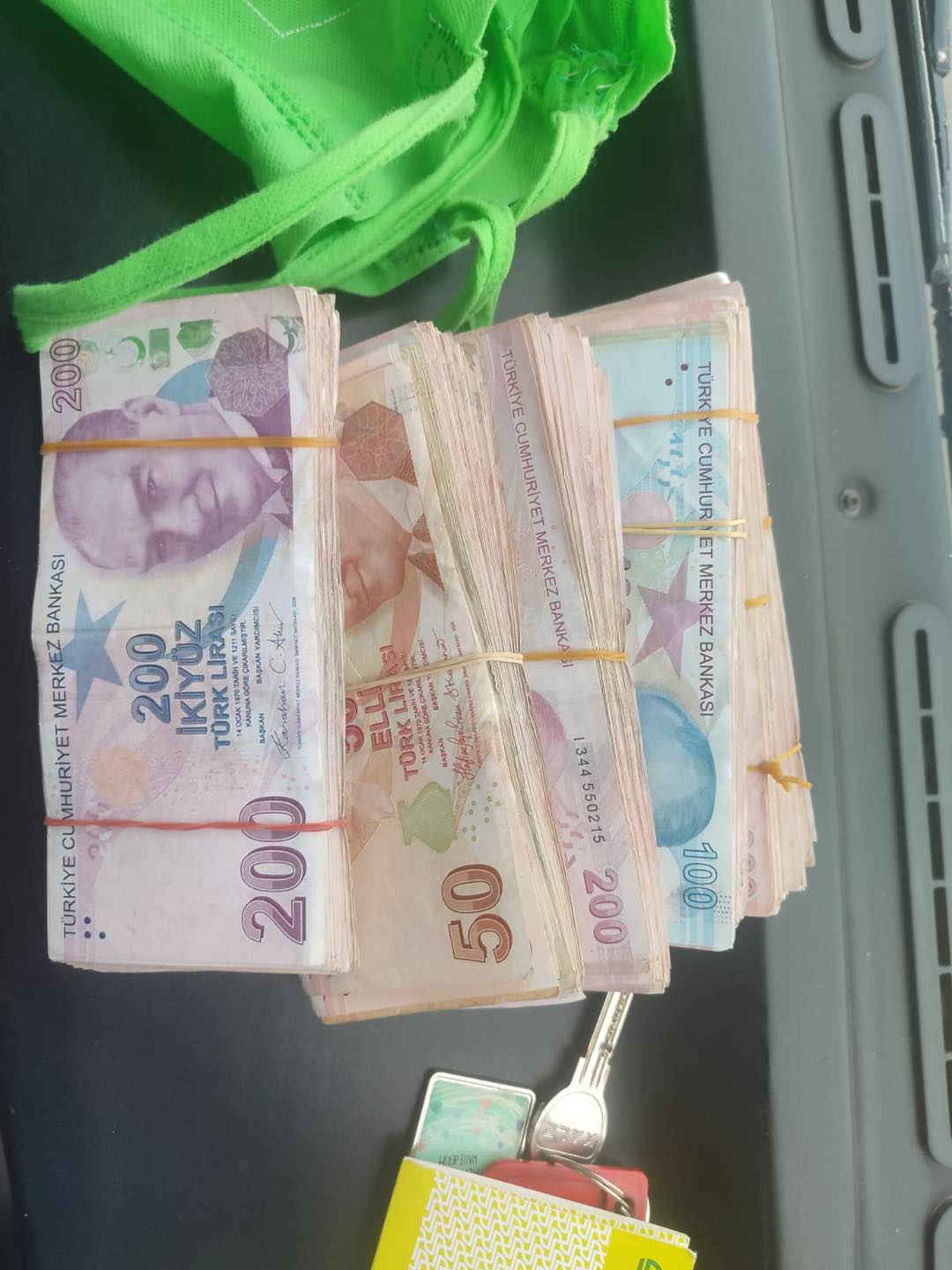 Hatay’da Otobüs Kaptanından Dürüstlük Örneği 103 Bin Lira3