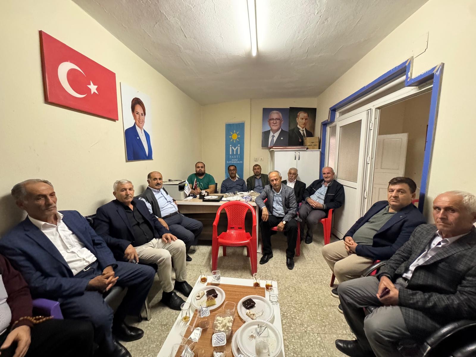 İyi Parti Düziçi Yönetiminden Kongre Sonrası İlk Buluşma (4)