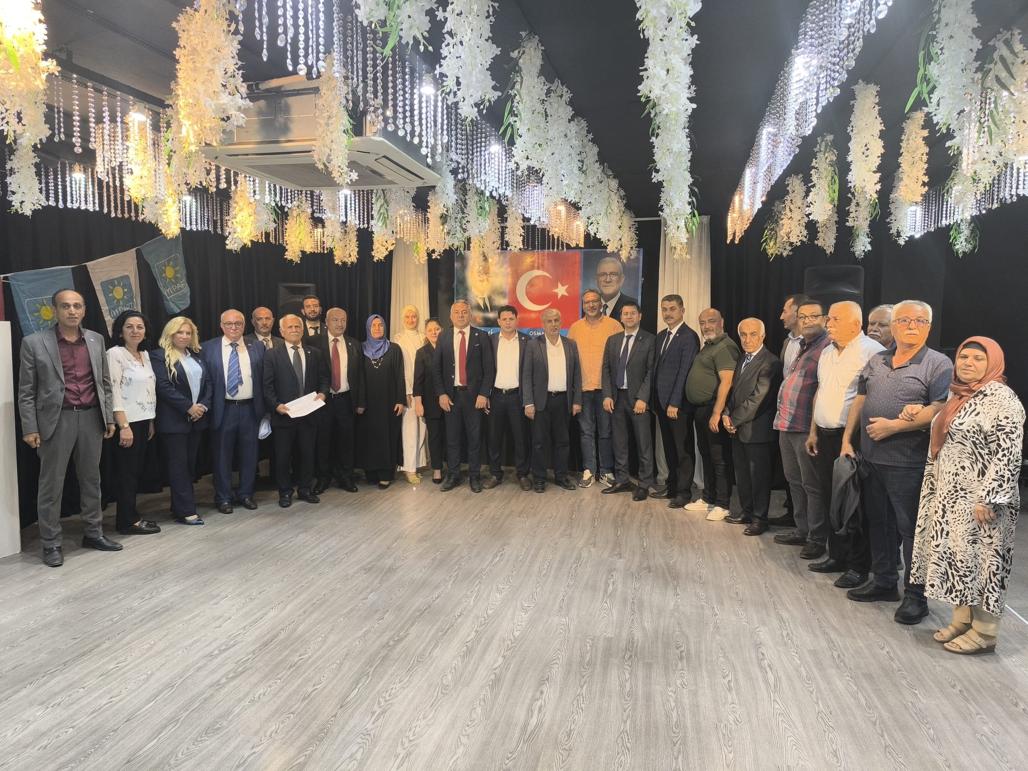 İyi Parti’de Başkan Tülücü Yeniden Güven Tazeledi (4)