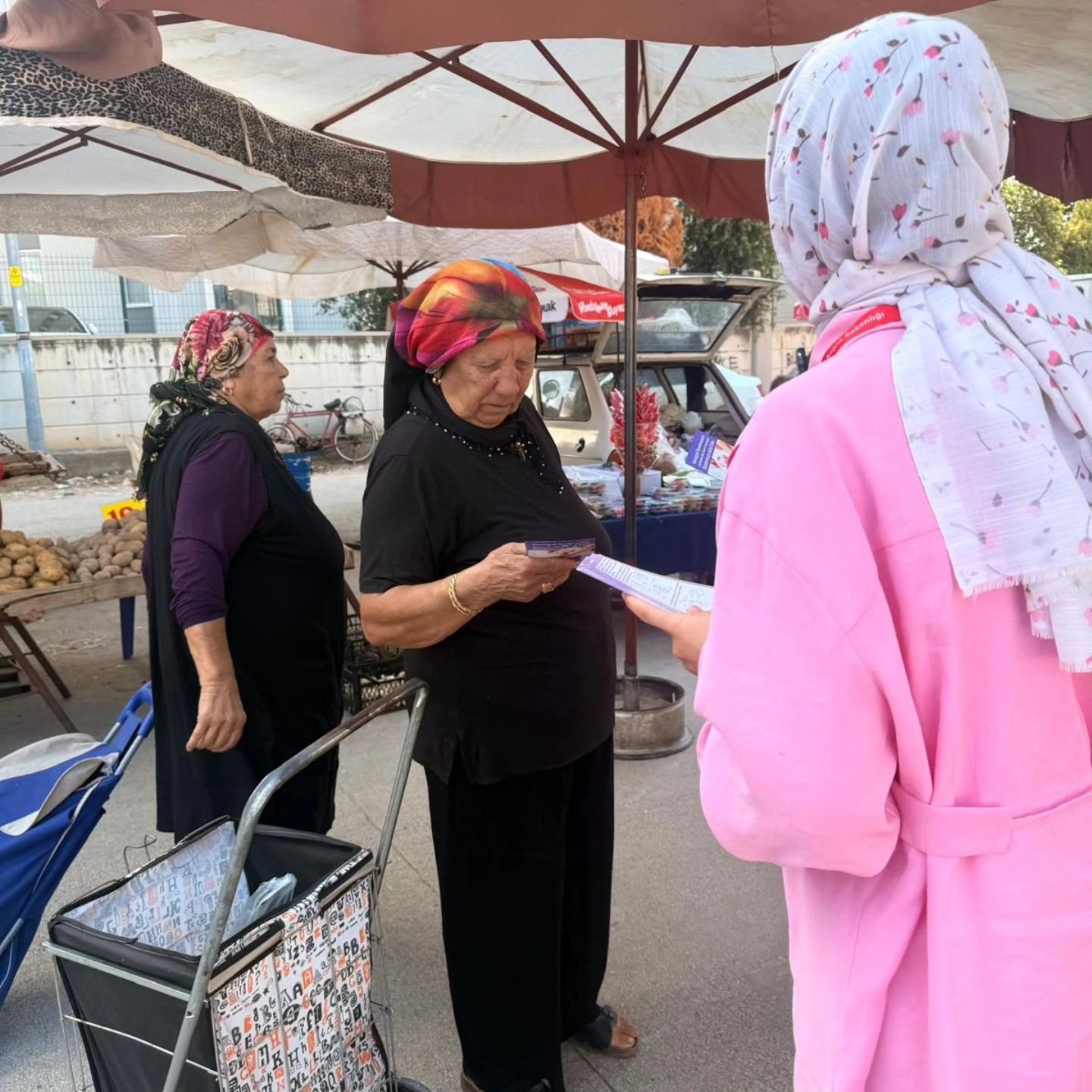 Kadirli’de Meme Kanseri Farkındalık Etkinliği2