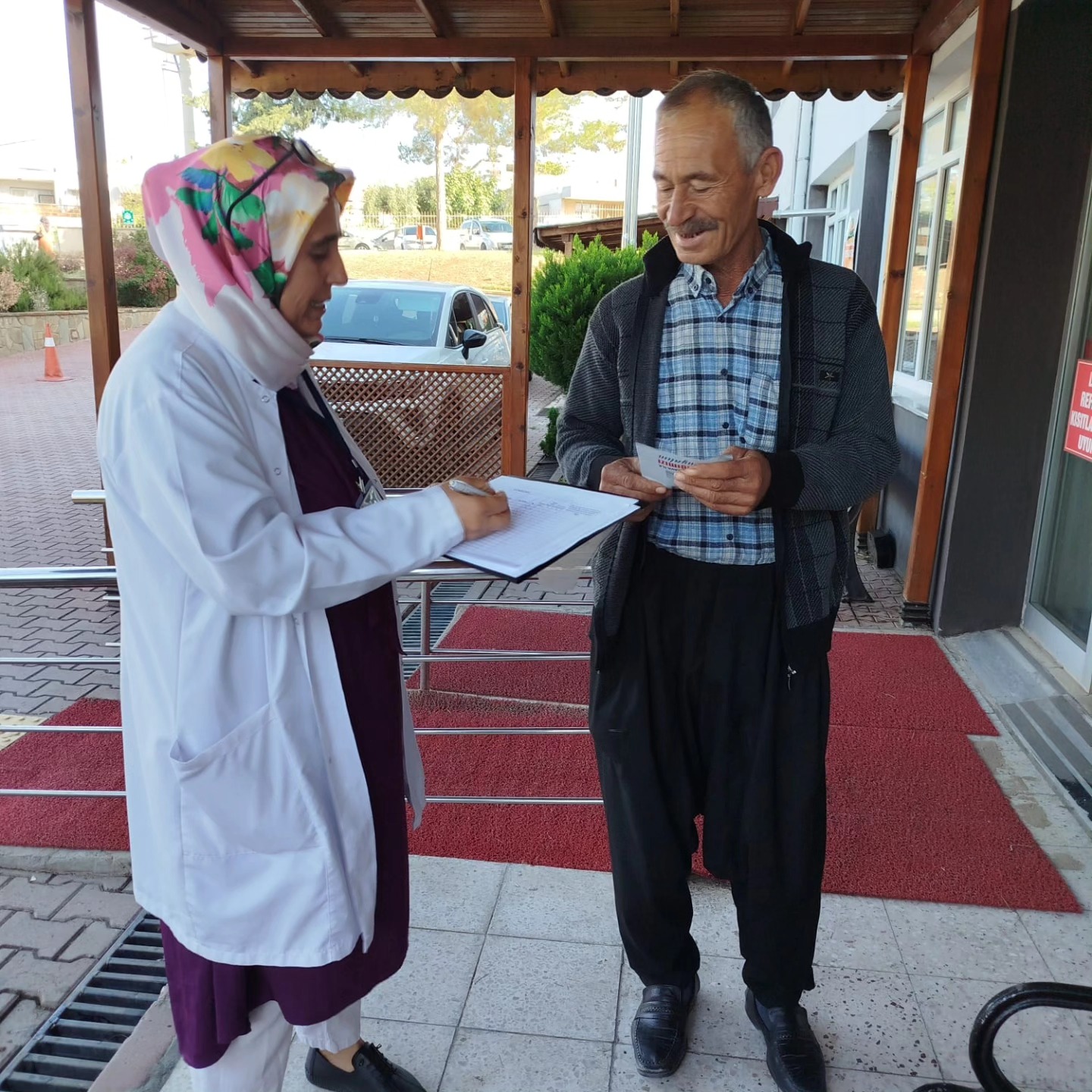 Kadirli’de Tütünle Mücadele Timleri Sahada3