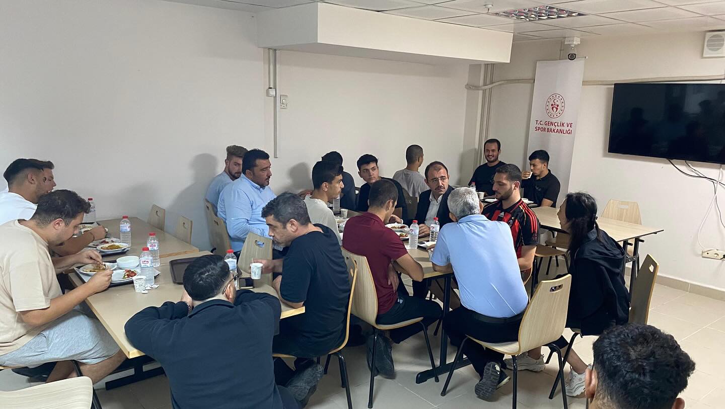 Kaymakam Erdinç Dolu Kyk Yurdu’nda Öğrencilerle Buluştu3