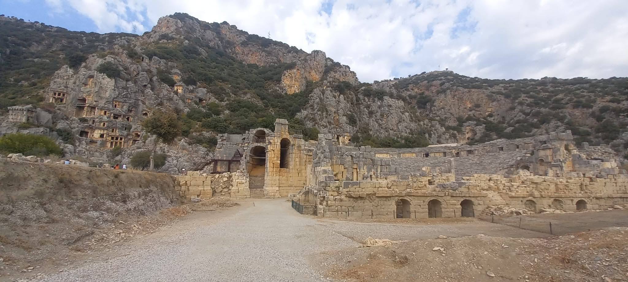 Likya’nın Sessiz Tanığı Myra Antik Kenti Ve Kaya Mezarları5