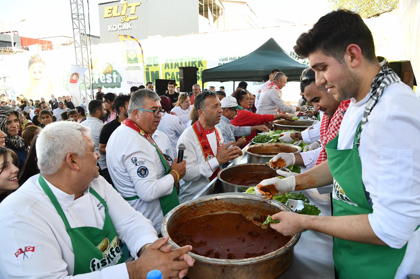 Osmaniye Fıstık Festivali’nde Urfalı Ustalardan Lezzet Şovu3