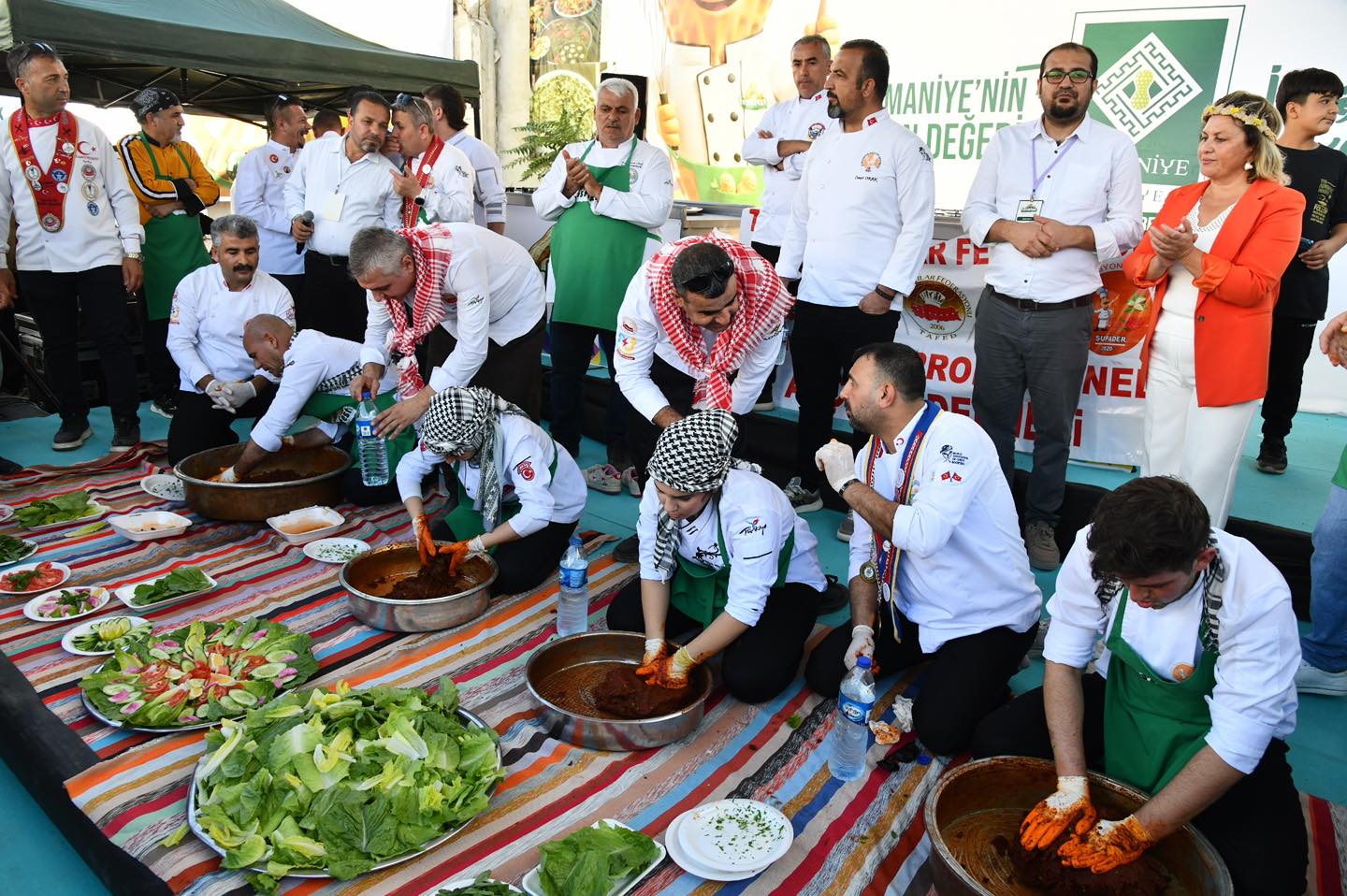Osmaniye Fıstık Festivali’nde Urfalı Ustalardan Lezzet Şovu5