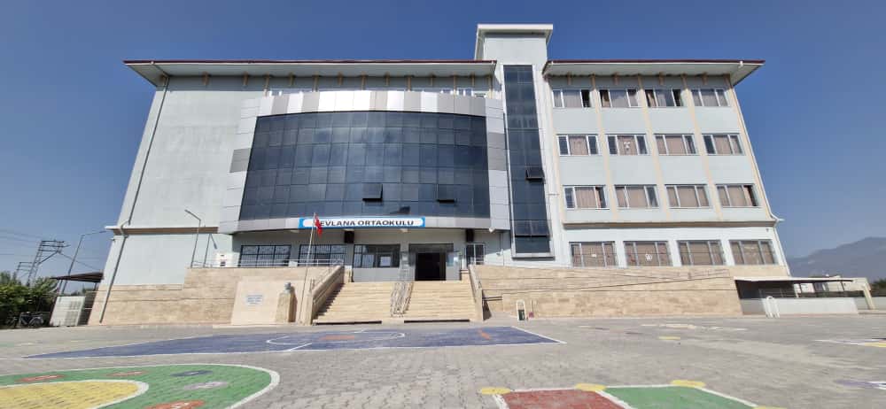 Osmaniye Mevlana Ortaokulu’ndan Avrupa’da Ses Getiren Başarı (2)