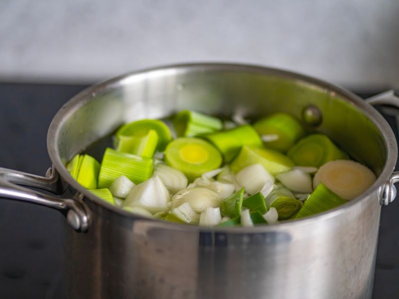 Osmaniye Mutfağından Sağlıklı Pırasa Tarifi3