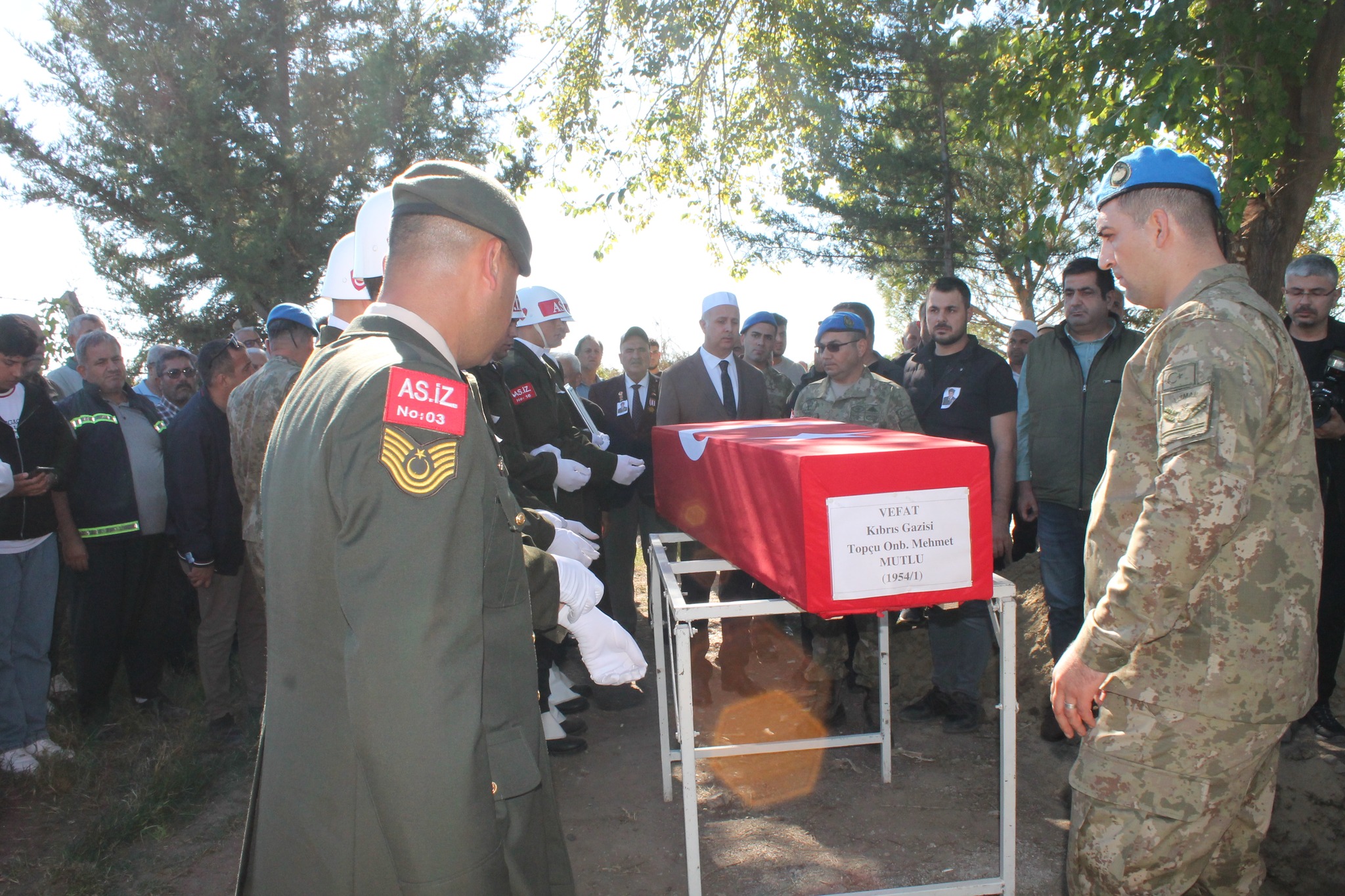 Osmaniye’de Kıbrıs Gazisi Mehmet Mutlu Toprağa Verildi3