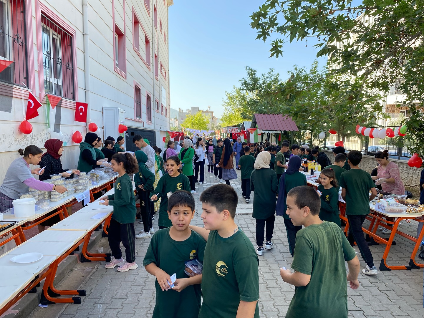 Osmaniye’de Öğrencilerden Gazze’ye Yardım Eli3