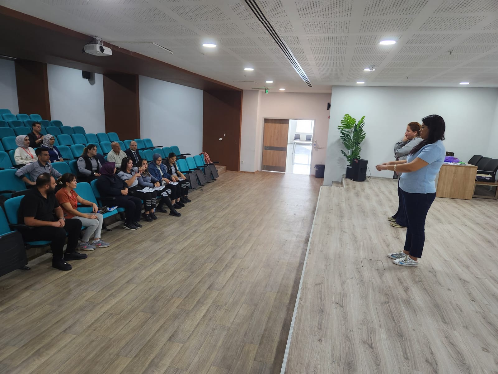 Osmaniye’de Sağlık Personeline İşaret Dili Eğitimi Başladı2