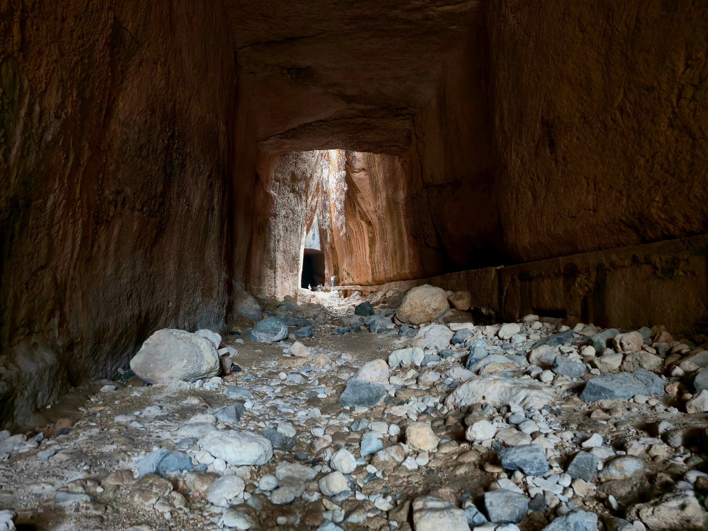Titus Tüneli Ve Beşikli Mağara Turist Akınına Uğruyor4