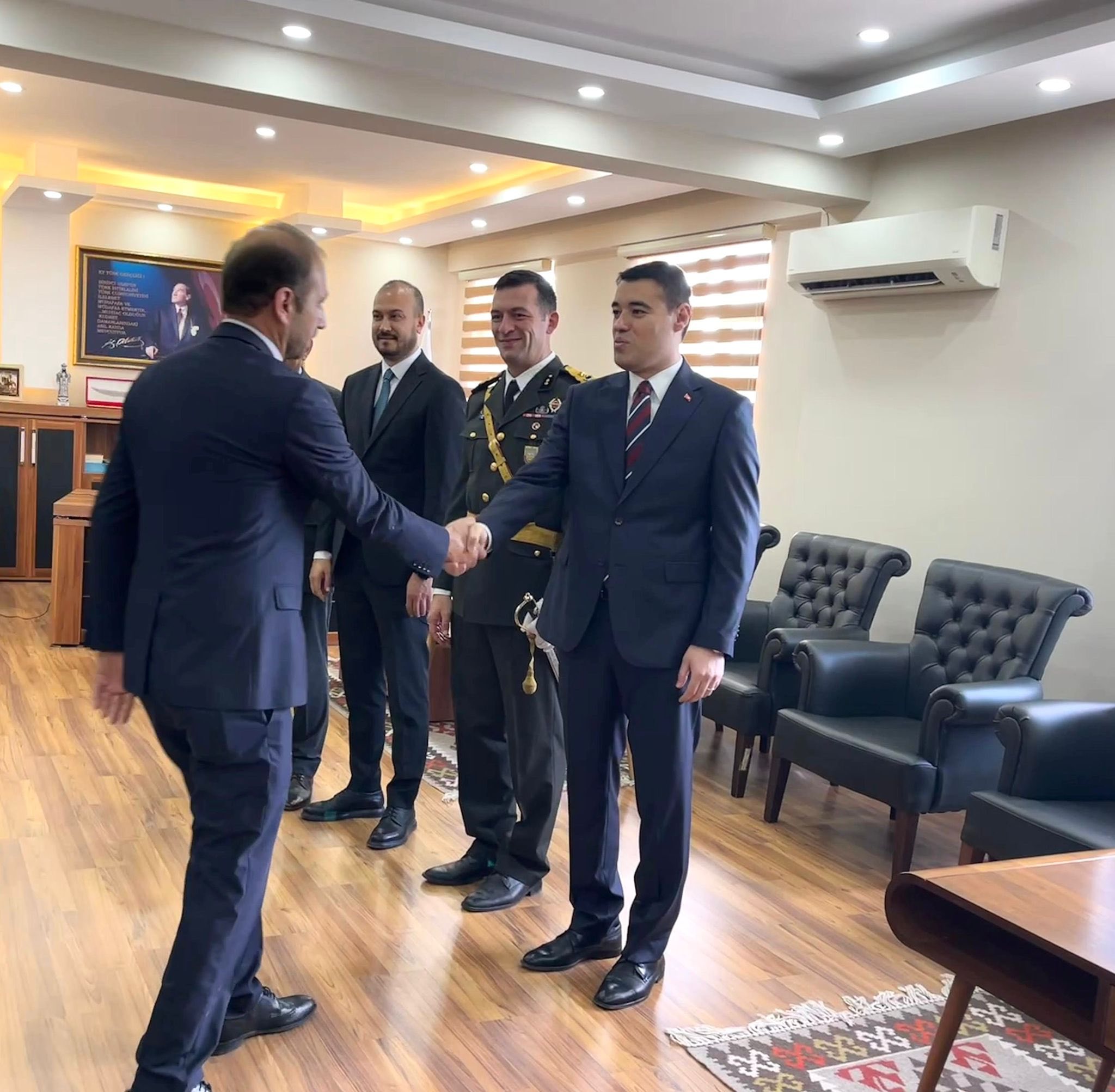 Toprakkale Kaymakamı Volkan Özer Tebrikleri Kabul Etti4