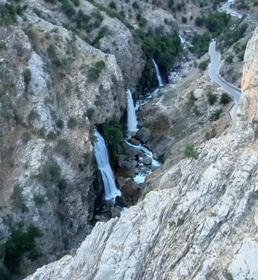 Yahyalı’daki Kapuzbaşı Şelaleleri Görenleri Büyülüyor (3)
