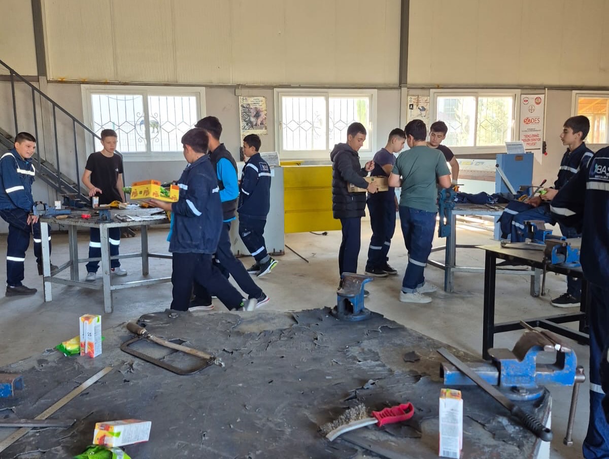 Yolbulan Baştuğ Mtal Öğrencilerinden Örnek Temizlik3