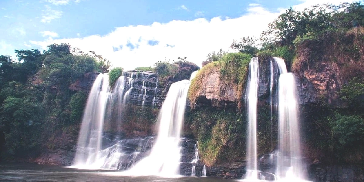 Yukarı Akan Şelale Gökyüzüne Yükselen Sular!3