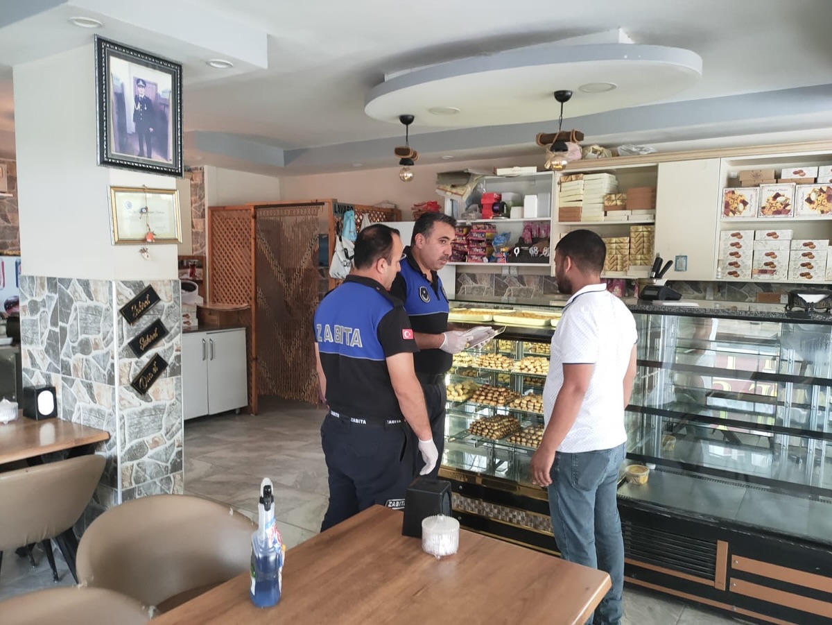 Yumurtalık’ta Temizlik Ve Denetimler Sürüyor5