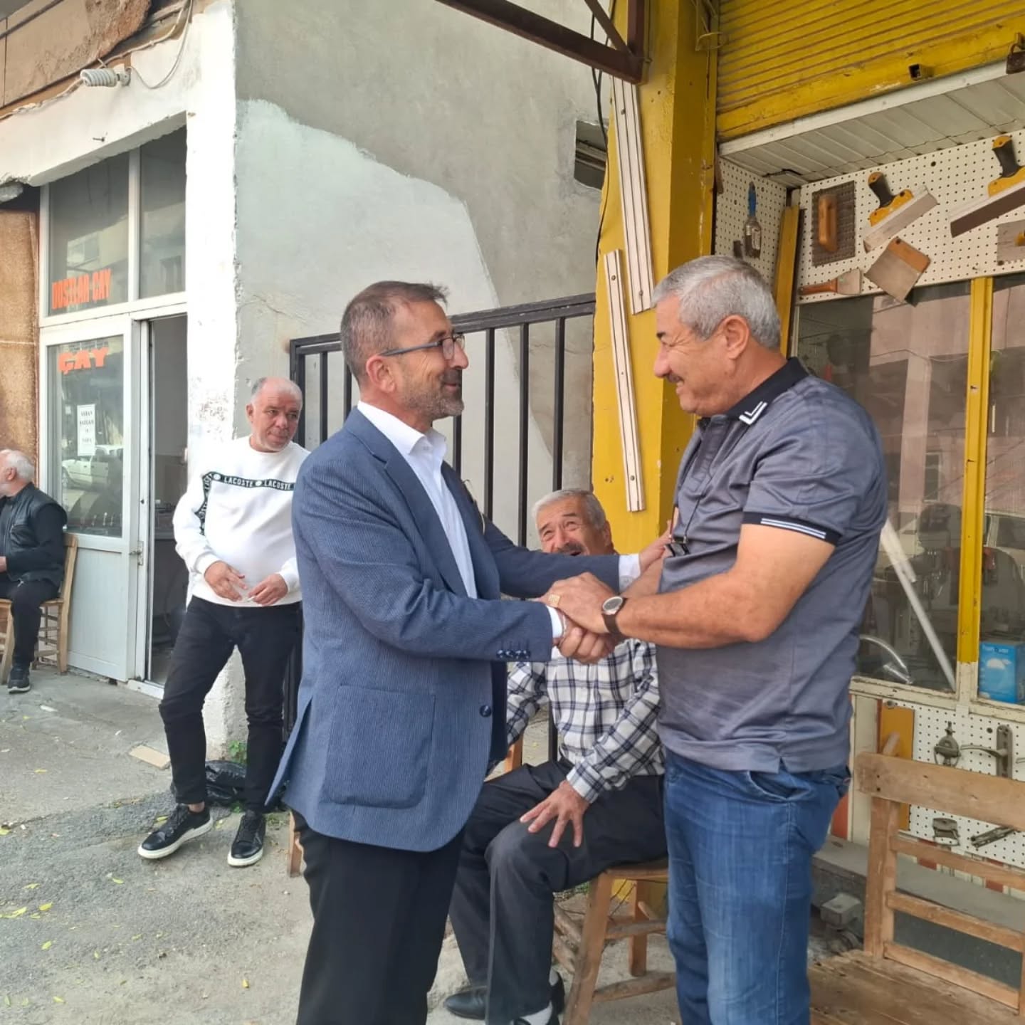 Ak Parti Kadirli İlçe Başkanı Hakan Örtlek’ten Esnaf Ziyareti (10)