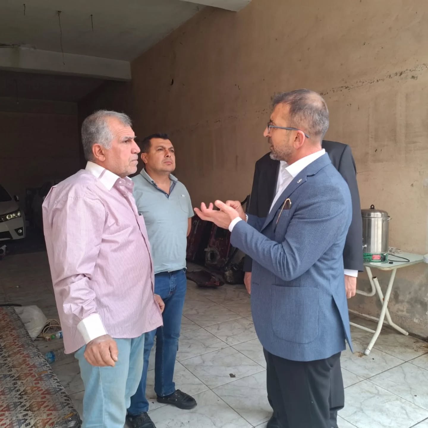 Ak Parti Kadirli İlçe Başkanı Hakan Örtlek’ten Esnaf Ziyareti (3)