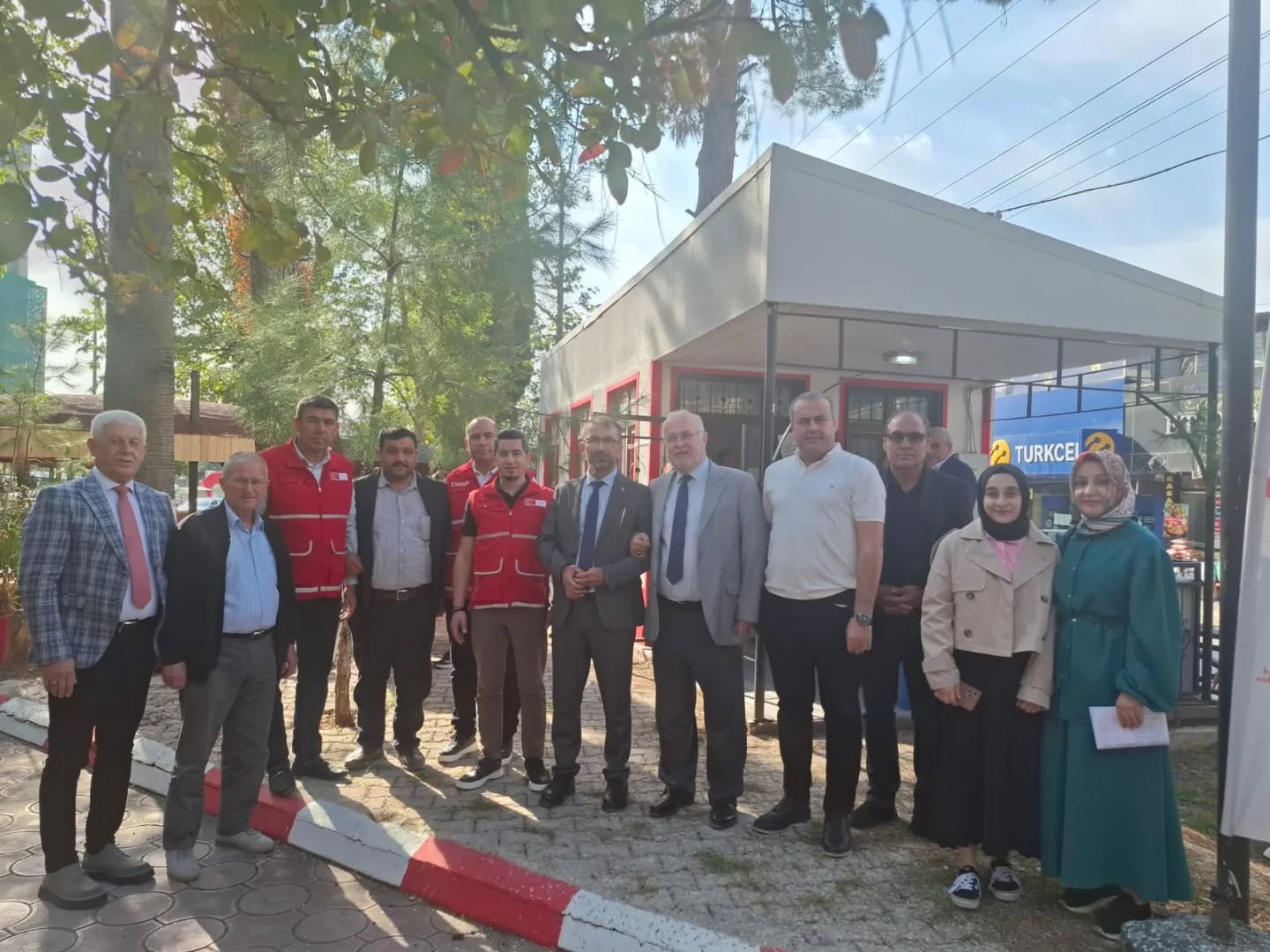 Ak Parti Kadirli İlçe Teşkilatından Kızılay’a Anlamlı Destek (3)