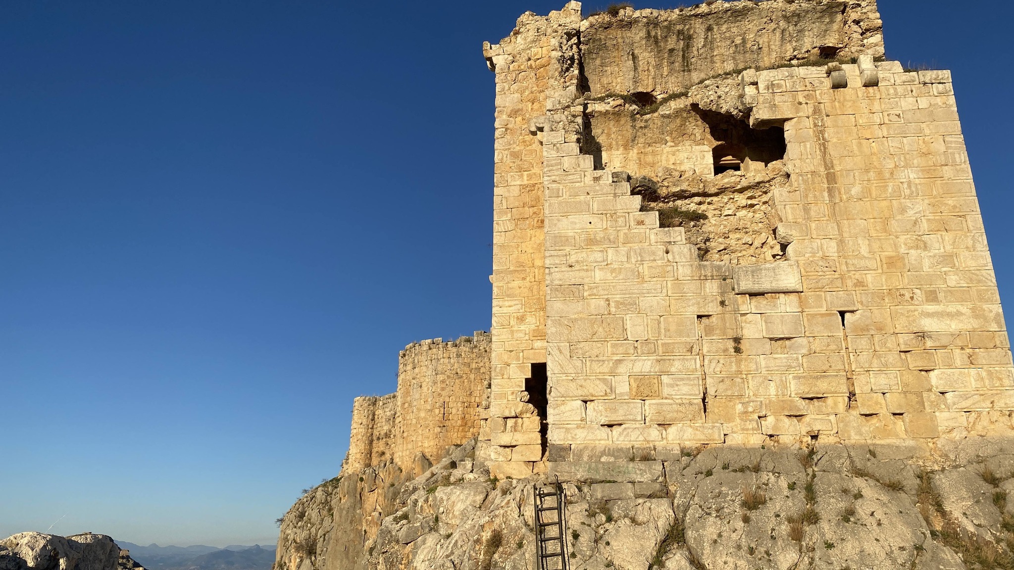 Anavarza Kalesi Çukurova’nın Tarih Hazinesi Ziyaretçilerini Bekliyor (2)