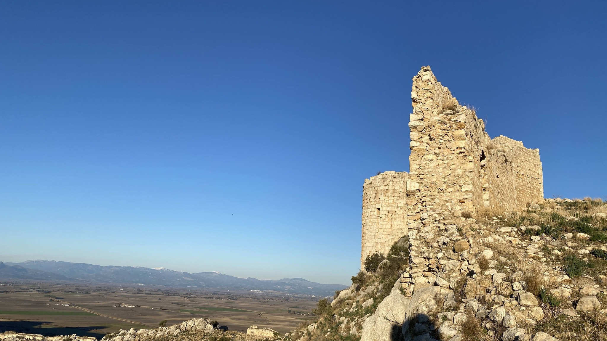 Anavarza Kalesi Çukurova’nın Tarih Hazinesi Ziyaretçilerini Bekliyor (5)