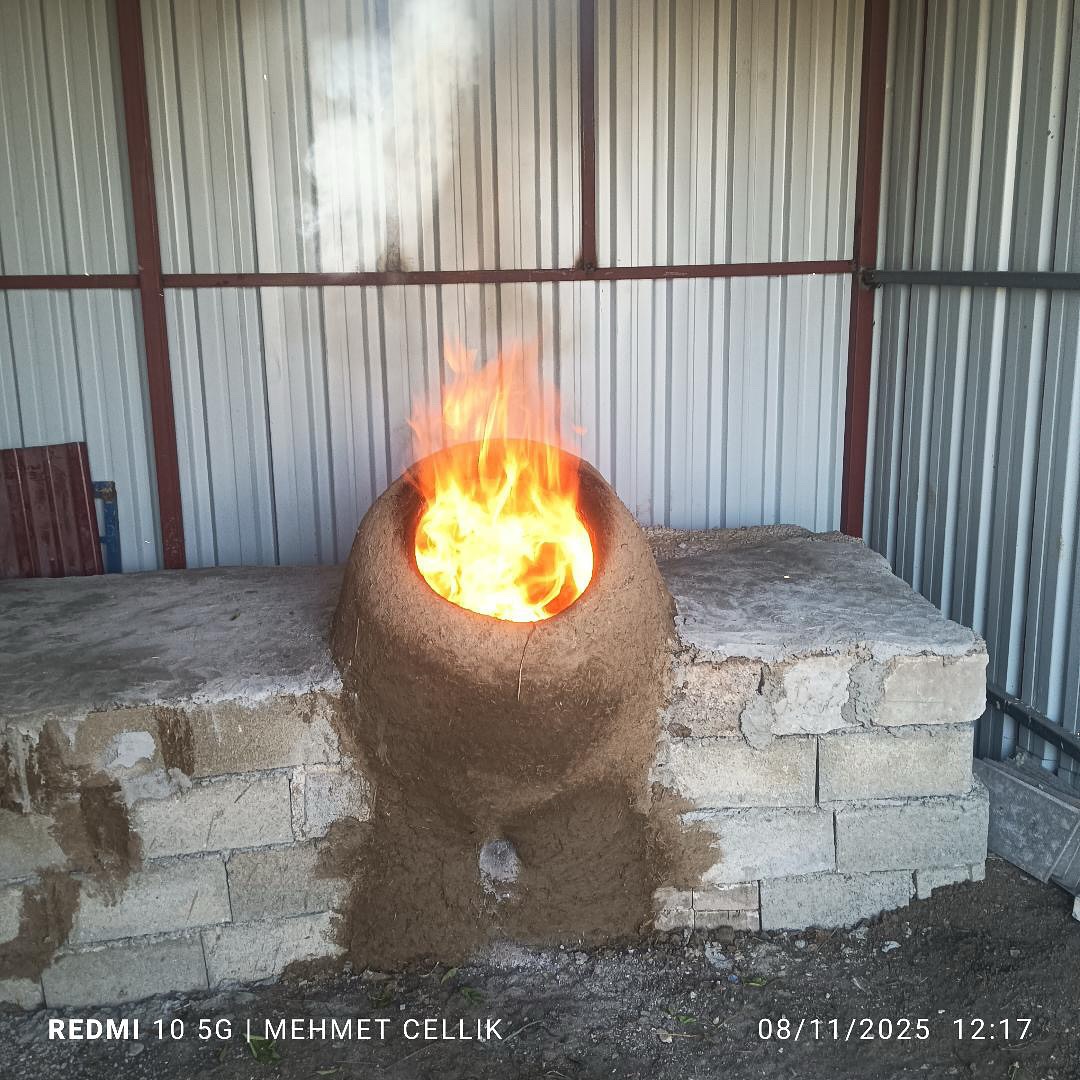 Antakya Madenboyu’nda Biberli Ekmek Geleneği Devam Ediyor3