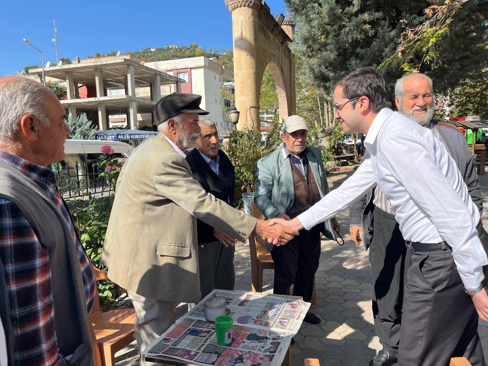 Bahçe Kaymakamı Yunus Emre Şahin Esnaf Ve Vatandaşlarla5