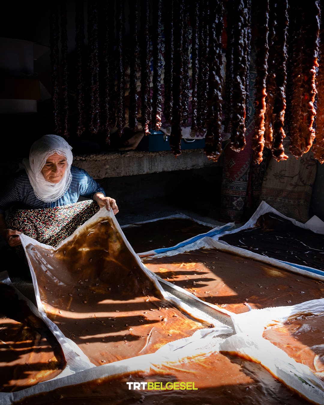 Batman Sason’da Geleneksel Cevizli Sucuk Ve Pestil Mesaisi Başladı (6)