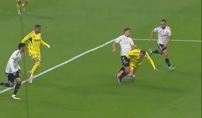 Beşiktaş Fenerbahçe Derbisinde Penaltı Tartışması